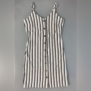 RD Style Strapless Black and White Vertical-Stripe Button Dress